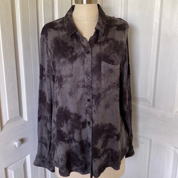 Rails Hunter Charcoal Tie Dye button down shirt NWOT - Picture 4 of 12